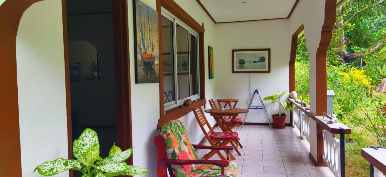 Dan Zoranz Self Catering Guest House La Digue Eksteriør bilde