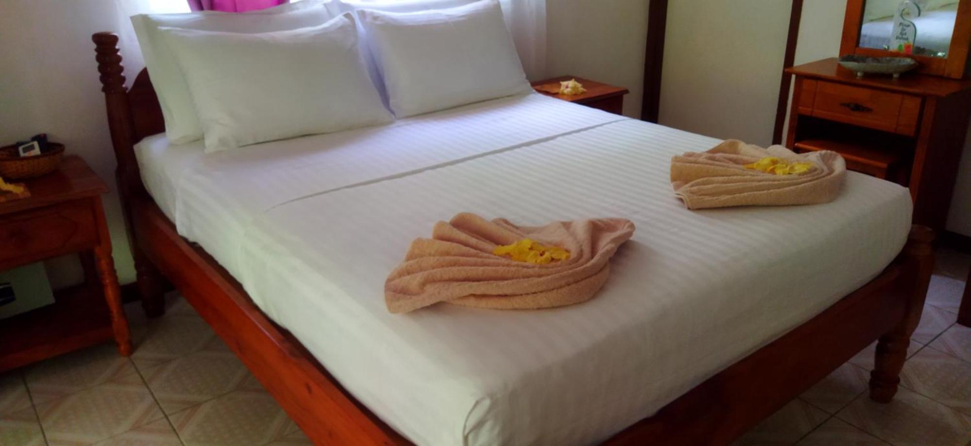 Dan Zoranz Self Catering Guest House La Digue Eksteriør bilde